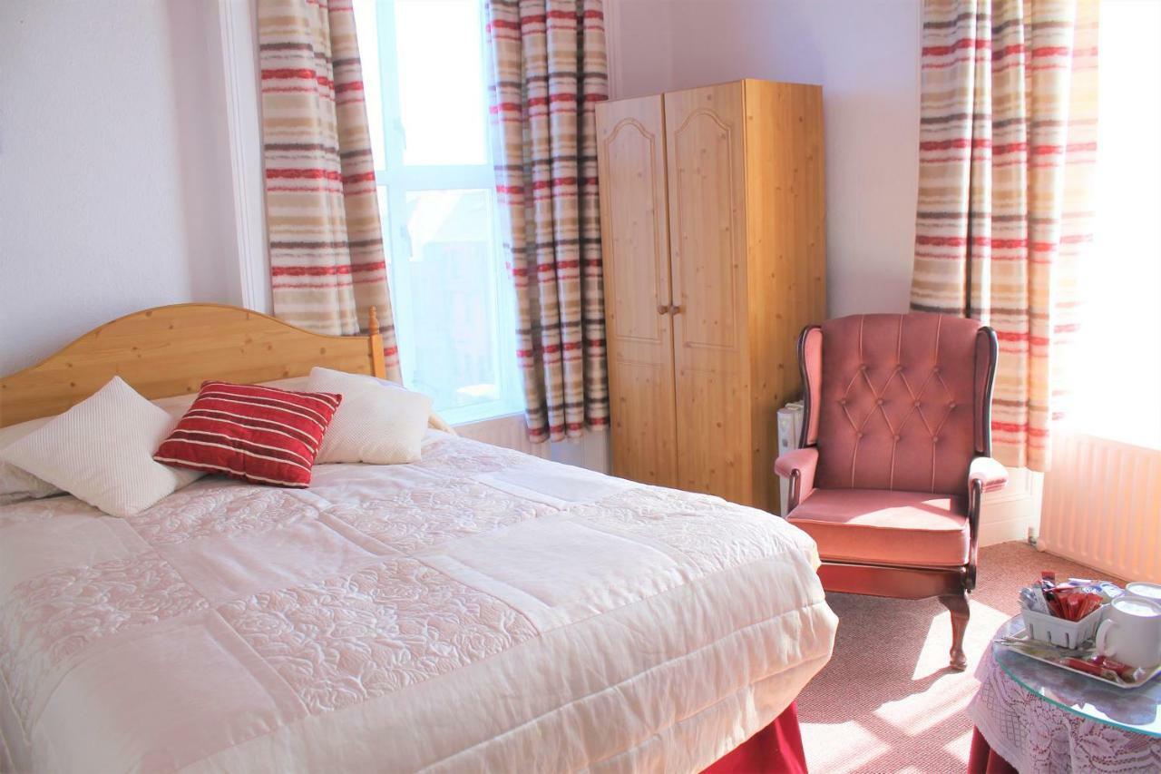 Ferry House Bed & Breakfast Dun Laoghaire Exterior foto